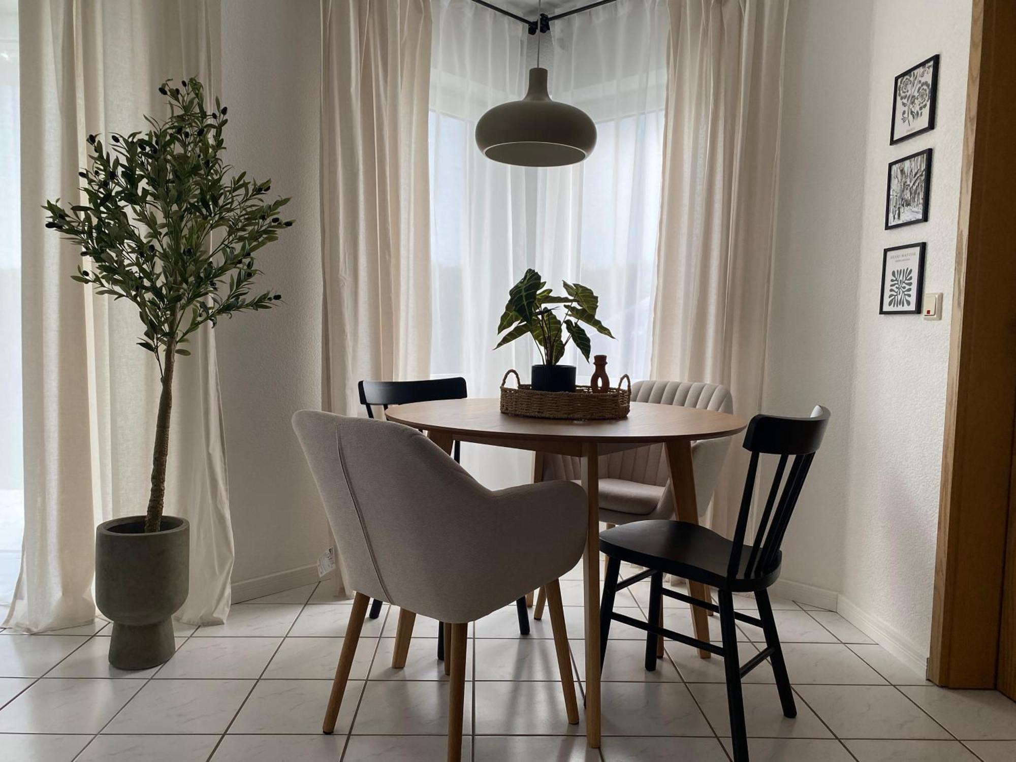 Moderne Wohnung Mit Terrasse & Parkplatz; Naehe Bwzk & Amazon Coblenza Exterior foto